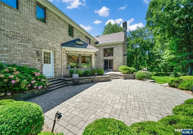 5th image of 837 Apple Ridge Rd, Franklin Lakes, NJ 07417 | MLS# 26024120