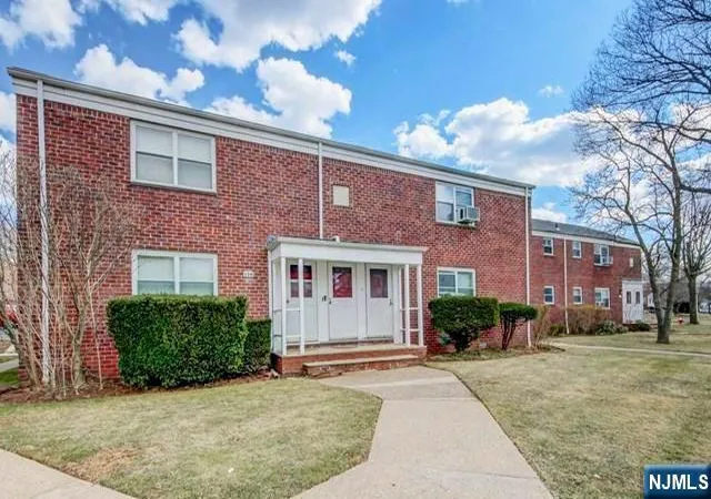 2nd image of 370 Esplanade, Hackensack, NJ 07601