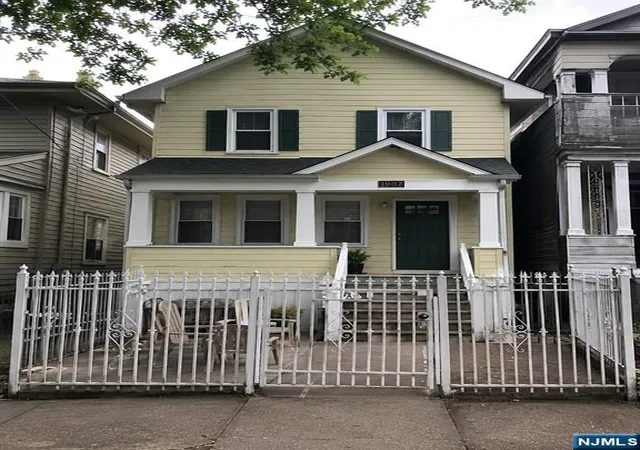 Photo 1 of Single family home for sale at 101 Columbia Ave, Newark, NJ 07106 | MLS# 26024299 | Listing updated on 2026-07-19