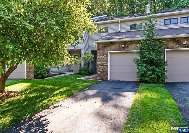 1st image of 31 Lockley Ct, Wayne, NJ 07470 | MLS# 26024323