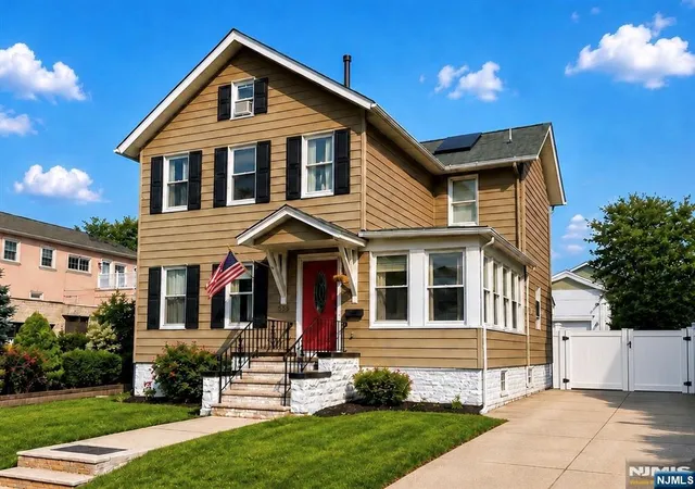 2nd image of 535 Elm St, Kearny, NJ 07032 | MLS# 26024339