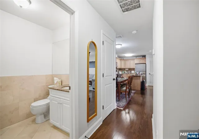 Photo 3 of Sale Pending at 270 Grand Ave #4C, Palisades Park, NJ 07650 | MLS# 26024408 | Listing updated on 2026-08-14