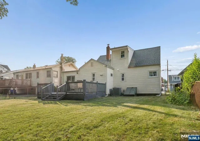 Photo 19 of Sale Pending at 170 Colonial Ave, Saddle Brook, NJ 07663 | MLS# 26024419 | Listing updated on 2026-09-23