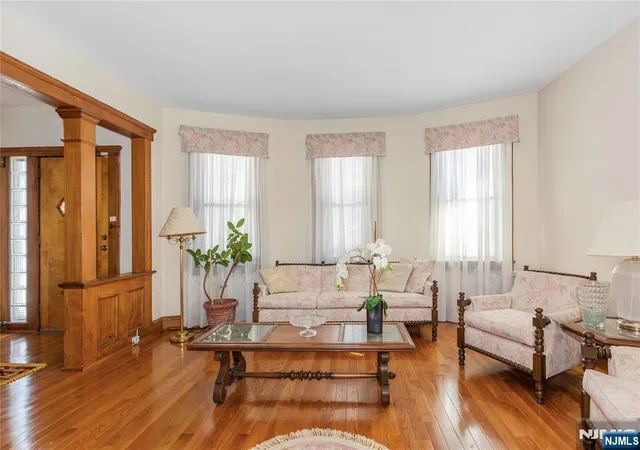 5th image of 315 Outwater Ln, Garfield, NJ 07026 | MLS# 26024432