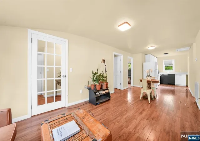 Photo 4 of House for sale at 191 Fayette Ave, Wayne, NJ 07470 | MLS# 26024441 | Listing updated on 2026-10-05