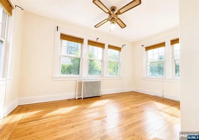 Photo 4 of Single family home for sale at 949 Garrison Ave, Teaneck, NJ 07666 | MLS# 26024461 | Listing updated on 2026-08-28
