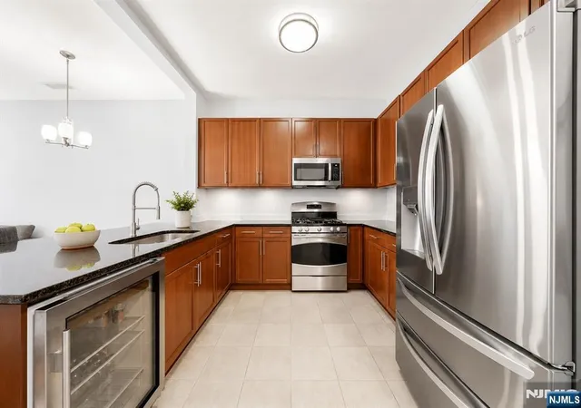 Photo 4 of Sale Pending at 1120 Riverview Ave #120, Englewood, NJ 07631 | MLS# 26024466 | Listing updated on 2026-10-06
