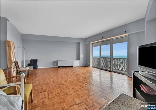Photo 2 of Condo for sale at 2000 Linwood Ave #23E, Fort Lee, NJ 07024 | MLS# 26024503 | Listing updated on 2026-07-22