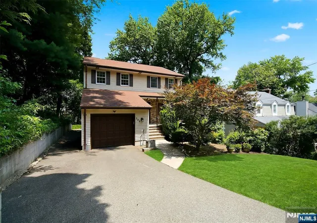 Photo 1 of Single family home for sale at 308 Ross Ave, Hackensack, NJ 07601 | MLS# 26024580 | Listing updated on 2026-09-09