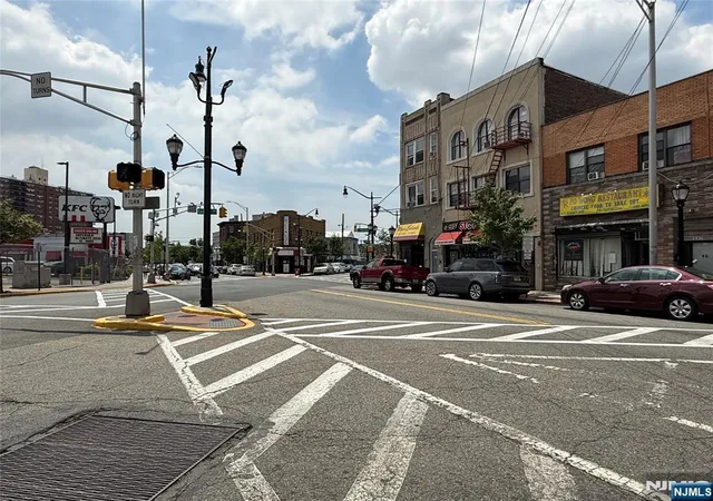 Photo 3 of Condo for sale at 615 Summit Ave, Union City, NJ 07087 | MLS# 26024652 | Listing updated on 2026-08-25