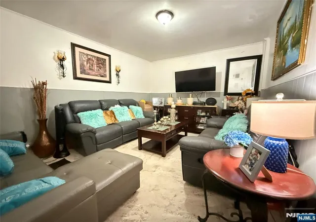 Photo 3 of House for sale at 615 Summit Ave, Union City, NJ 07087 | MLS# 26024652 | Listing updated on 2026-10-09