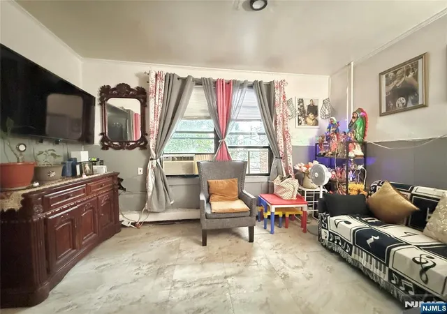 Photo 4 of House for sale at 615 Summit Ave, Union City, NJ 07087 | MLS# 26024652 | Listing updated on 2026-10-09