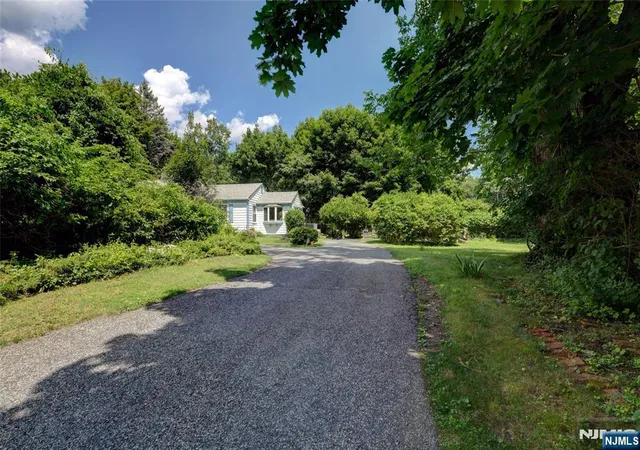 Photo 3 of Sale Pending at 1 Welch Rd, Ringwood, NJ 07456 | MLS# 26024689 | Listing updated on 2026-08-05