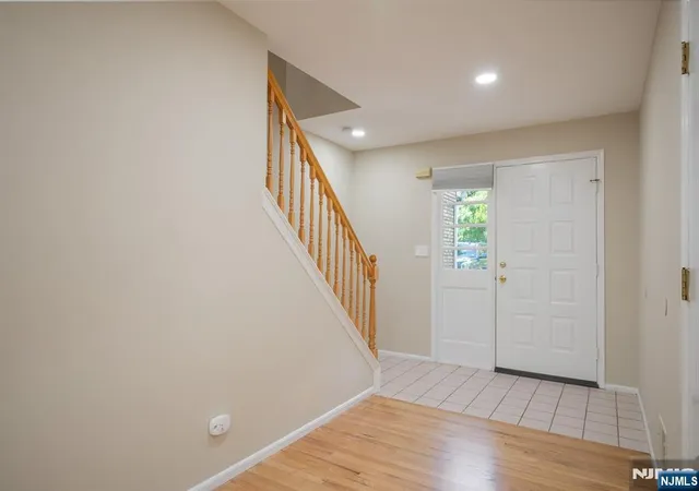 Photo 4 of Townhouse for sale at 18 Guilford Ct, Par Troy Hills Twp., NJ 07950 | MLS# 26024736 | Listing updated on 2026-07-31