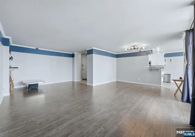 4th image of 300 Winston Dr #C0518, Cliffside Park, NJ 07010 | MLS# 26024752