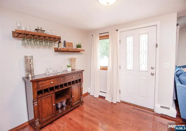 Photo 3 of Sale Pending at 40 Maple Ln, Emerson, NJ 07630 | MLS# 26024755 | Listing updated on 2026-08-13