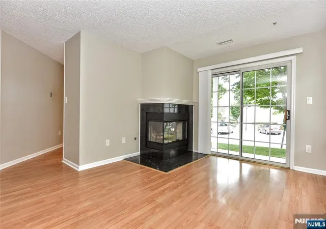 Photo 3 of Sale Pending at 1099 Devon Ct #1099, Mahwah, NJ 07430 | MLS# 26024768 | Listing updated on 2026-08-05