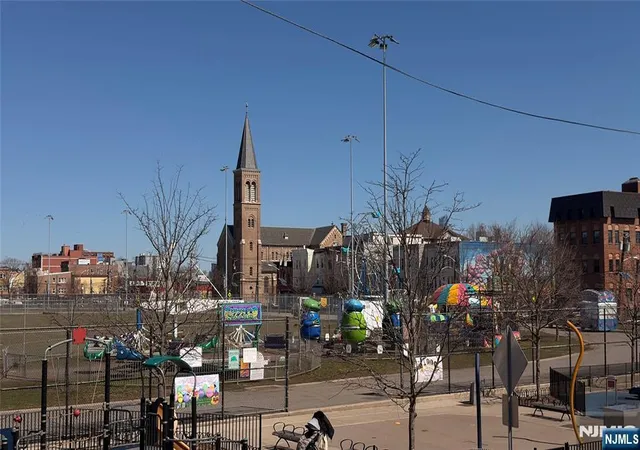 24th image of 154 Bowers St #2D, Jersey City, NJ 07307 | MLS# 26024782