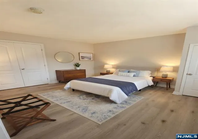 Photo 3 of Single family home for sale at 16 E Kinney St, Newark, NJ 07102 | MLS# 26024818 | Listing updated on 2026-09-16