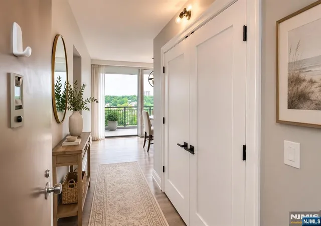 Photo 2 of House for sale at 2 Horizon Rd #1414, Fort Lee, NJ 07024 | MLS# 26024821 | Listing updated on 2026-08-29
