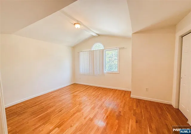 Listing Photo 5 - Condo for sale in building located at 209 5th, Palisades Park, NJ 07650 - Unit #B