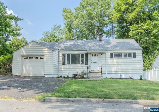 Land for sale at 25 Lakeview Dr, Emerson, NJ 07630 | MLS# 26024855