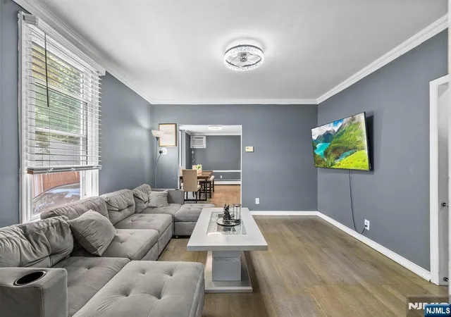 Photo 3 of Single family home for sale at 633 Chestnut St, Kearny, NJ 07032 | MLS# 26024910 | Listing updated on 2026-07-26