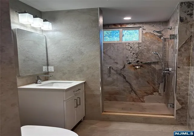 2nd image of 437 Stockton Pl, Englewood, NJ 07631