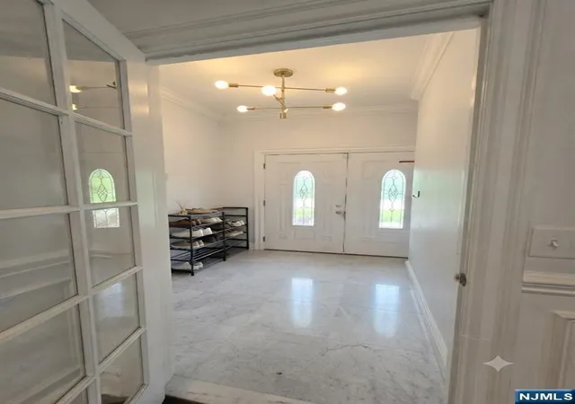 Photo 4 of Single family home for sale at 105 8Th St, Bayonne, NJ 07002 | MLS# 26024919 | Listing updated on 2026-08-19