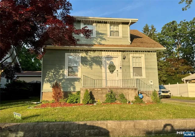 Photo 1 of Single family home for sale at 165 5th Ave, Paterson, NJ 07524 | MLS# 26024949 | Listing updated on 2026-08-18