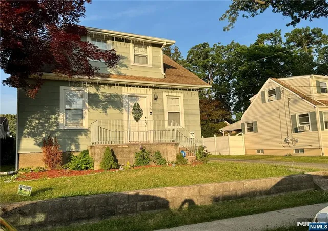 Photo 2 of Single family home for sale at 165 5th Ave, Paterson, NJ 07524 | MLS# 26024949 | Listing updated on 2026-08-18