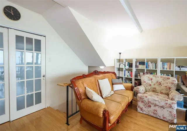 Photo 3 of Condo for sale at 1 Horizon Rd #1001, Fort Lee, NJ 07024 | MLS# 26024972 | Listing updated on 2026-07-22
