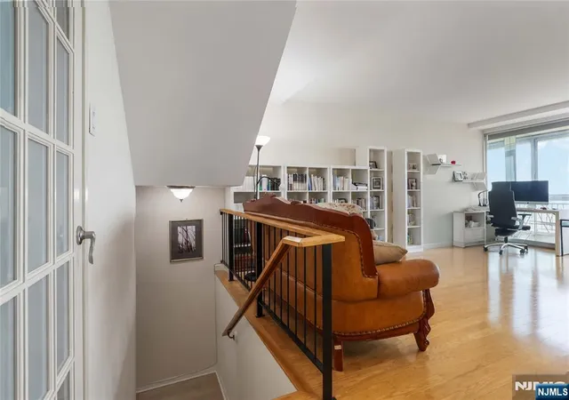 Photo 3 of House for sale at 1 Horizon Rd #1001, Fort Lee, NJ 07024 | MLS# 26024972 | Listing updated on 2026-07-22