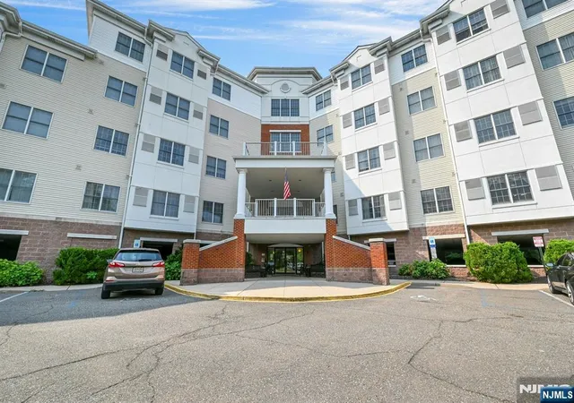 Photo 1 of Condo for sale at 189 Forest #213, Paramus, NJ 07652 | MLS# 26024987 | Listing updated on 2026-08-20