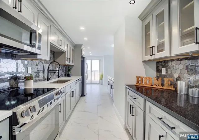 Photo 3 of Condo for sale at 377 S Harrison St #17FF, East Orange, NJ 07018 | MLS# 26025022 | Listing updated on 2026-08-09