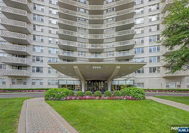 2nd image of 2000 Linwood Ave #10R, Fort Lee, NJ 07024 | MLS# 26025089