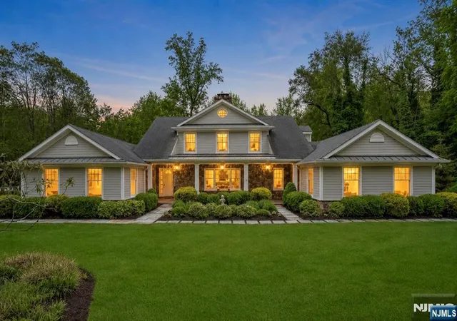 Photo 2 of Sale Pending at 5 Winding Way, Saddle River, NJ 07458 | MLS# 26025230 | Listing updated on 2026-08-26