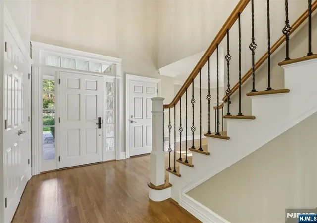 Photo 4 of Sale Pending at 5 Winding Way, Saddle River, NJ 07458 | MLS# 26025230 | Listing updated on 2026-08-26