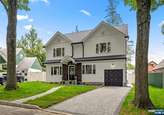 Photo 1 of Single family home for sale at 1676 Irene Ct, Teaneck, NJ 07666 | MLS# 26025309 | Listing updated on 2026-09-17