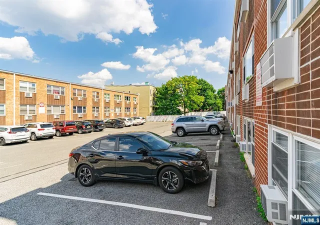 2nd image of 120 32nd St, Union City, NJ 07087