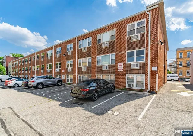17th image of 120 32nd St #3P, Union City, NJ 07087 | MLS# 26025331