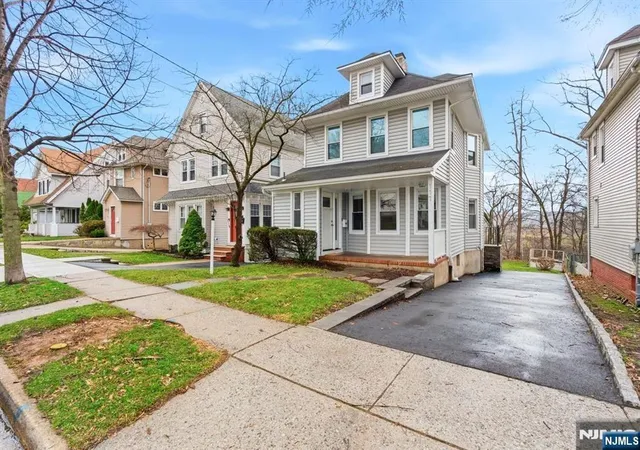 Photo 2 of Sale Pending at 117 Overpeck Ave, Ridgefield Park, NJ 07660 | MLS# 26025350 | Listing updated on 2026-09-17