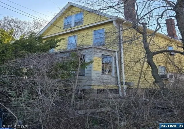 1st image of 526 528 Union Ave, Elizabeth, NJ 07208 | MLS# 26025395