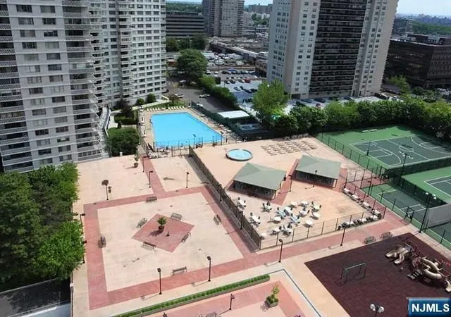 32nd image of 2100 Linwood #2Y, Fort Lee, NJ 07024 | MLS# 26025411