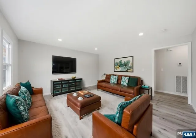 Listing Photo 4 - Condo for sale in building located at 551 Schuyler Ave, North Arlington, NJ 07031