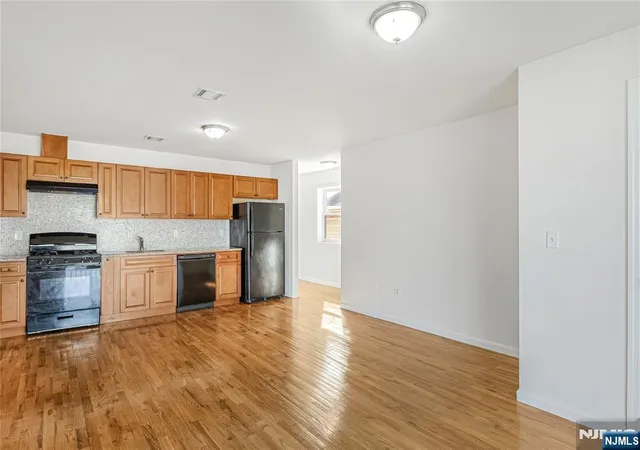 Photo 3 of Sale Pending at 326 Magnolia Ave, Elizabeth, NJ 07206 | MLS# 26025478 | Listing updated on 2026-08-11