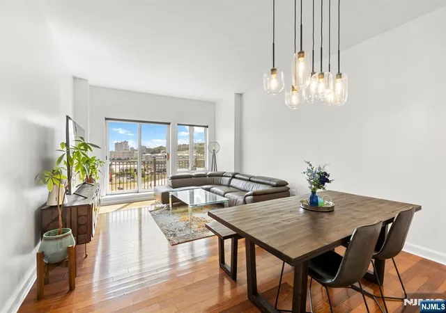4th image of 6503 City Pl, Edgewater, NJ 07020 | MLS# 26025502