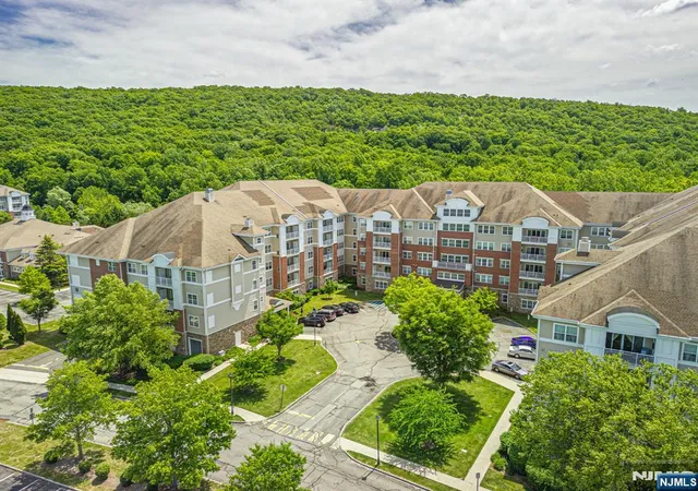 Photo 1 of Sale Pending at 8421 Warrens Way #421, Wanaque, NJ 07465 | MLS# 26025512 | Listing updated on 2026-09-05