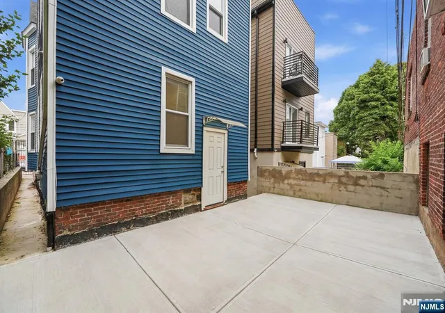 4th image of 244 Clinton Ave, Jersey City, NJ 07304