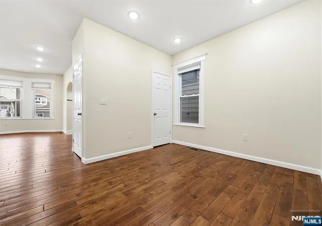 5th image of 244 Clinton Ave, Jersey City, NJ 07304